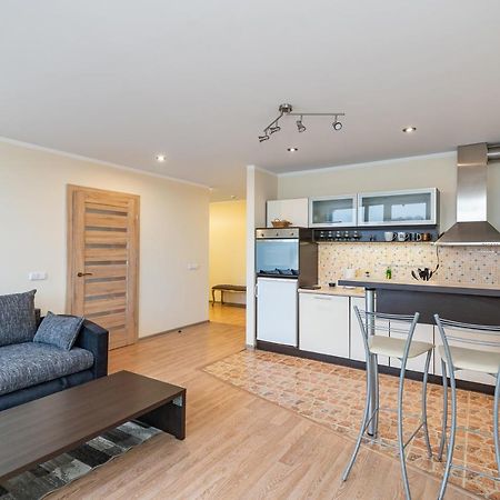 Lovely City Panorama Apartment By Polo Apartments Каунас Екстериор снимка