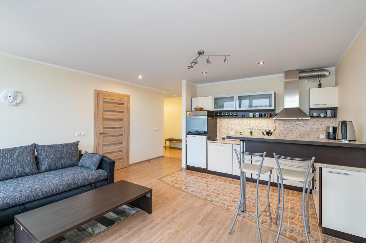 Lovely City Panorama Apartment By Polo Apartments Каунас Екстериор снимка