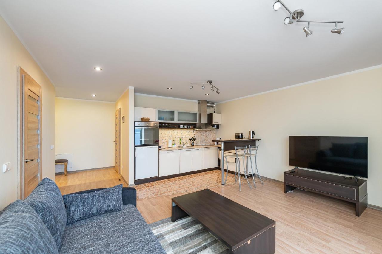 Lovely City Panorama Apartment By Polo Apartments Каунас Екстериор снимка